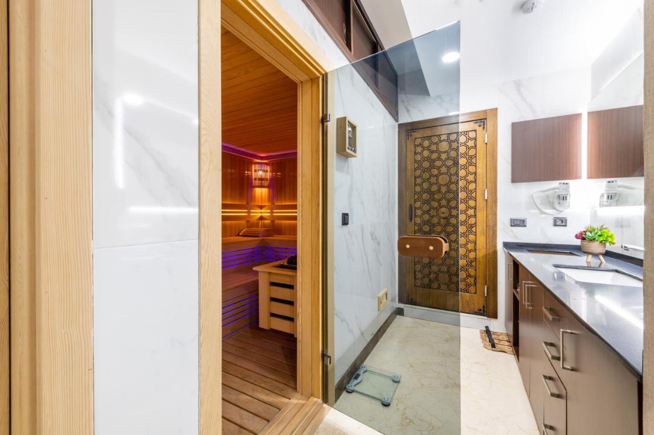 Aprilis Deluxe Hotel Istanbul Exterior photo